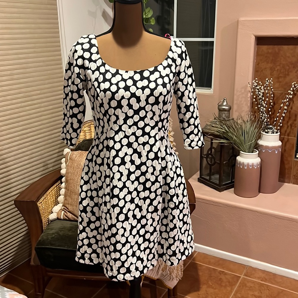Betsey Johnson polka dot black and white dress Sz 6